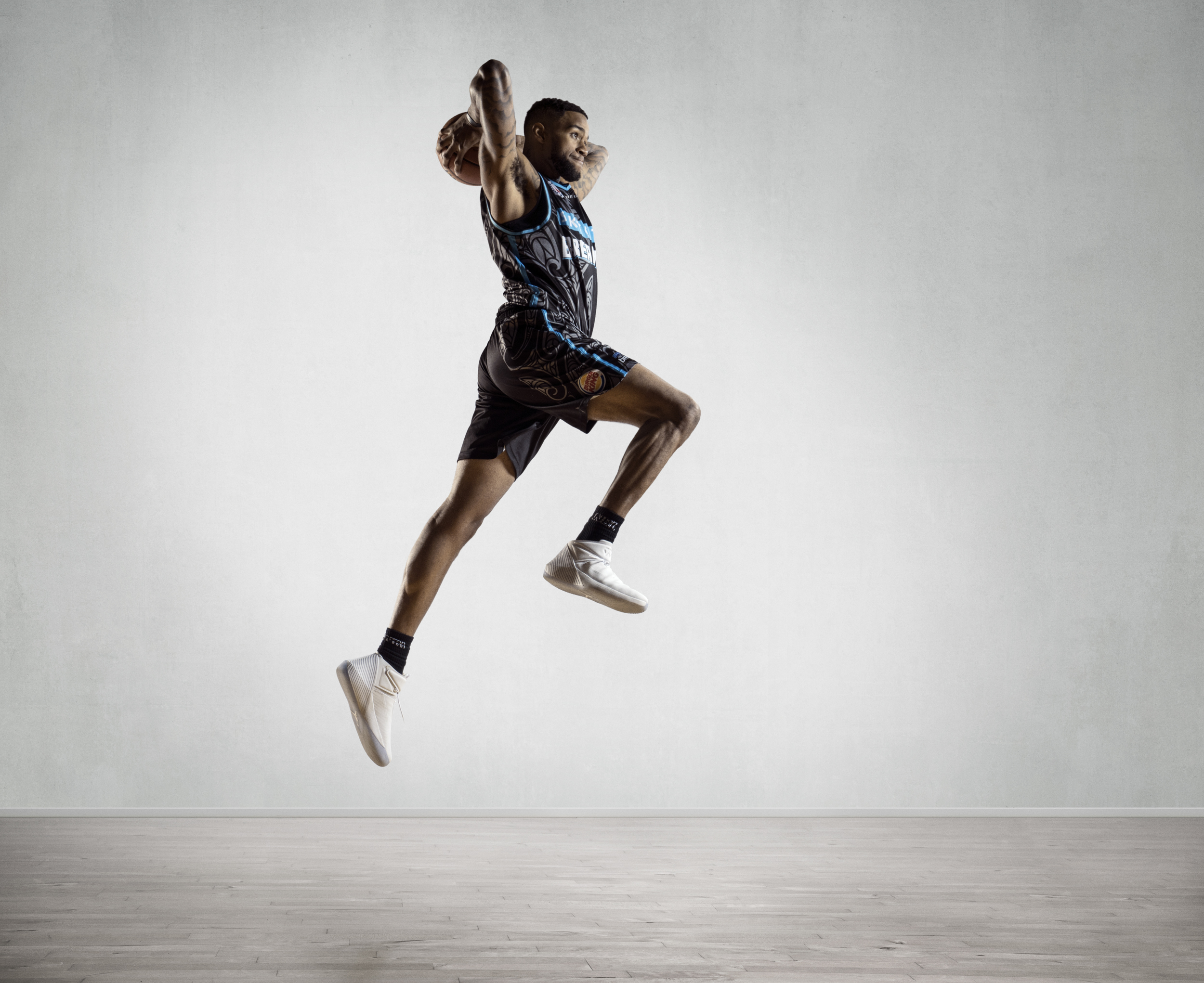BREAKERS_25_SEP_COMMERCIAL_2_2494